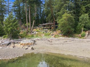 9219 Hydaway Rd, Sunshine Coast, BC V7Z1B4