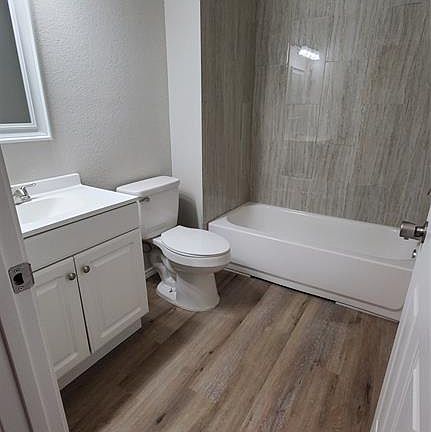 5th image of 3912 Avenue N