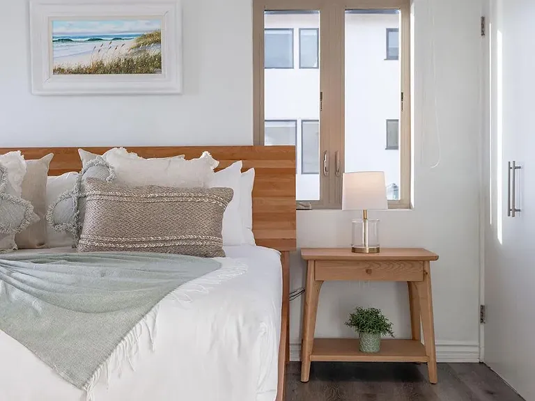 6529 Neptune Pl — Photo 11