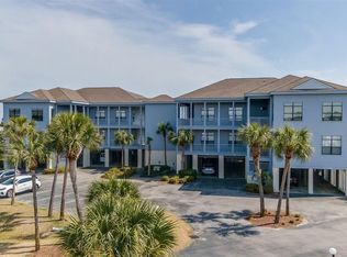 11 Inlet Point Dr #20B, Pawleys Island, SC 29585
