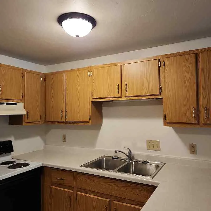 2 bed, 1.0 bath, $999 — Photo 1