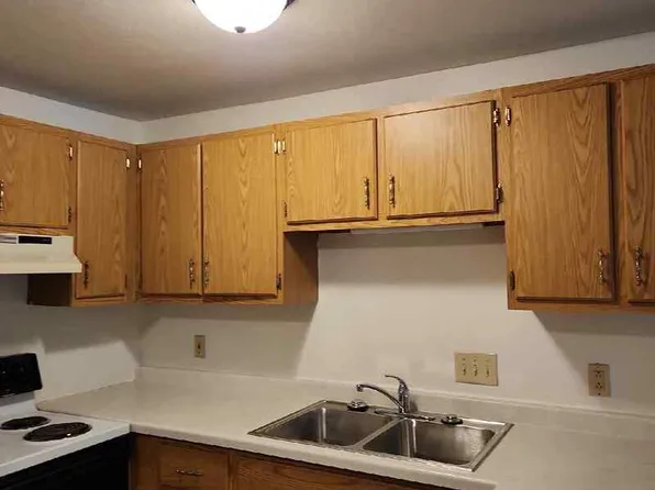 377 Prairie Ln #19, Luxemburg, WI 54217