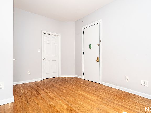 5th image of 183 Jefferson St #1B