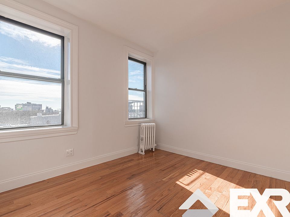 2nd image of 595 Metropolitan Ave #4EE