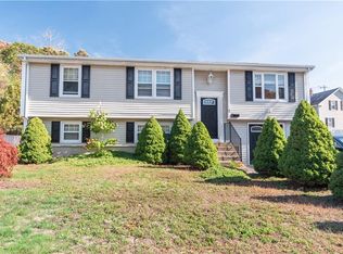 11 Newlight St, West Warwick, RI 02893