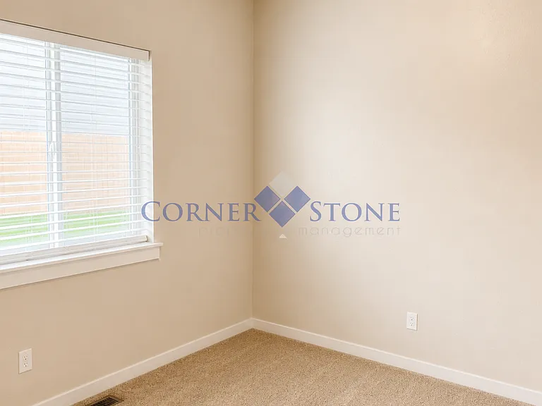 346 E Producer Dr — Photo 8
