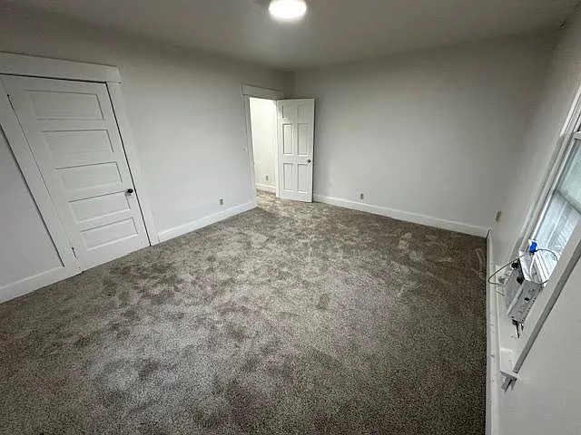 517 Drury Ln — Photo 11
