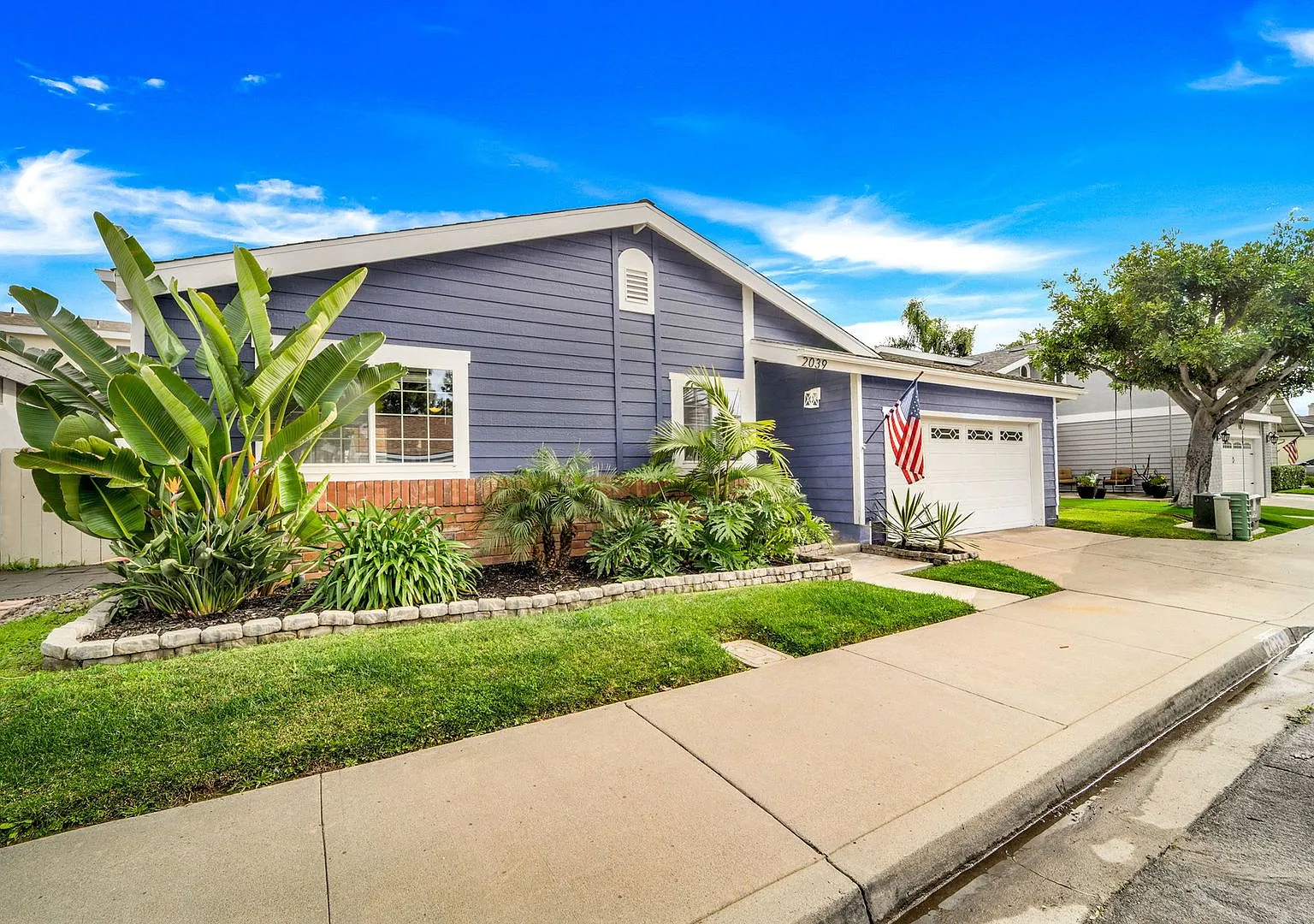 Remodeled Eastlake Single Story with SOLAR! — Photo 2