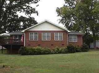 41 Saddle Rd, Cross Hill, SC 29332