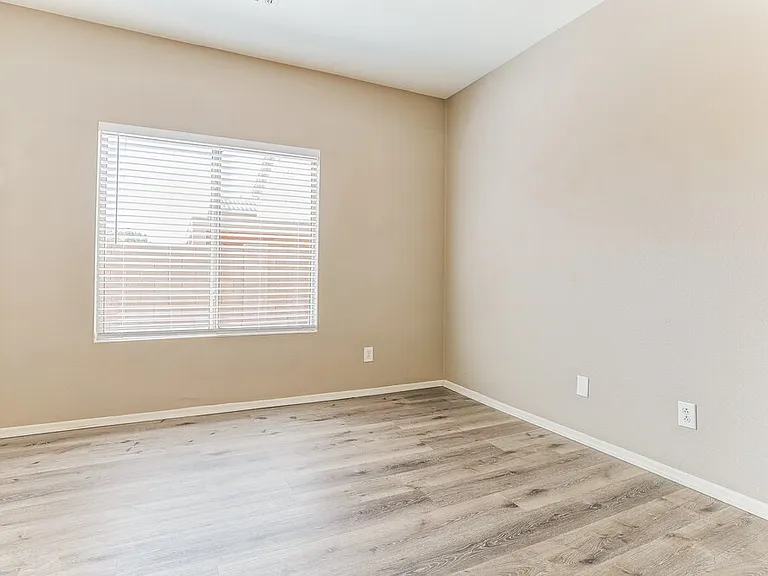 30225 N Royal Oak Way — Photo 14