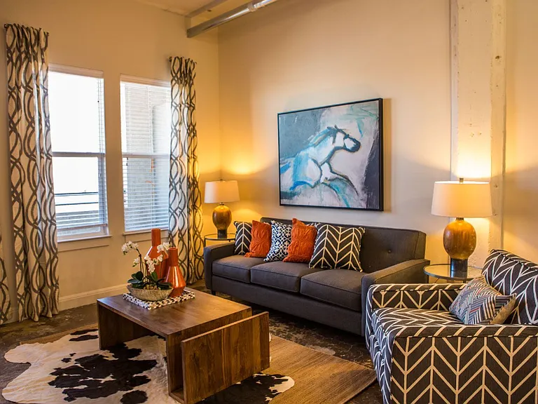 Magnolia Lofts on Vickery — Photo 6