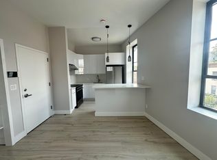 6901 3rd Ave #2F, Brooklyn, NY 11209