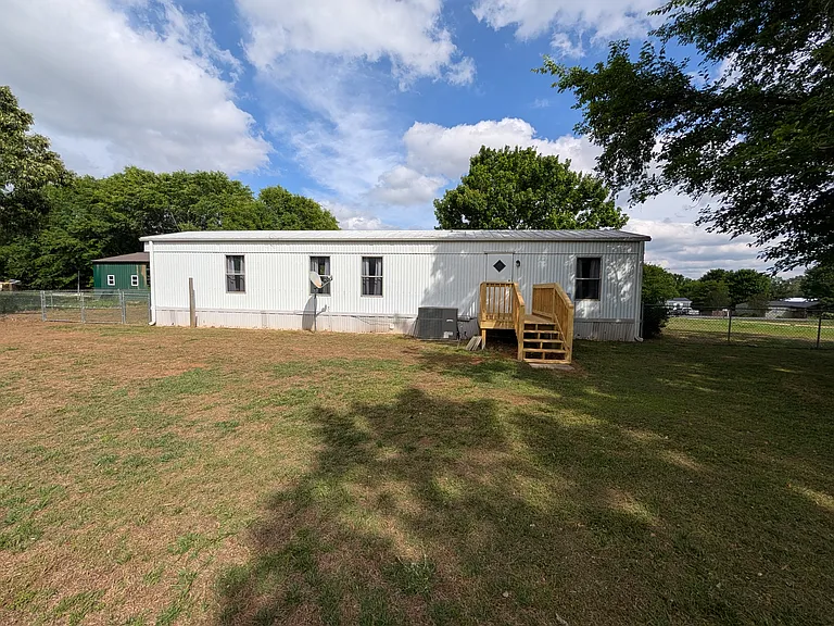 102 Rolandi Ct — Photo 11