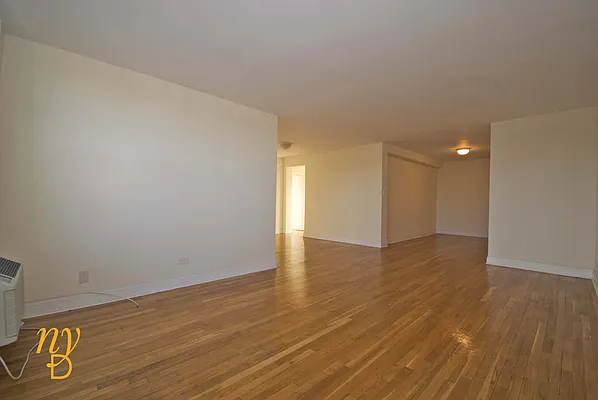 Rented by New York Dwellings LLC | media 23