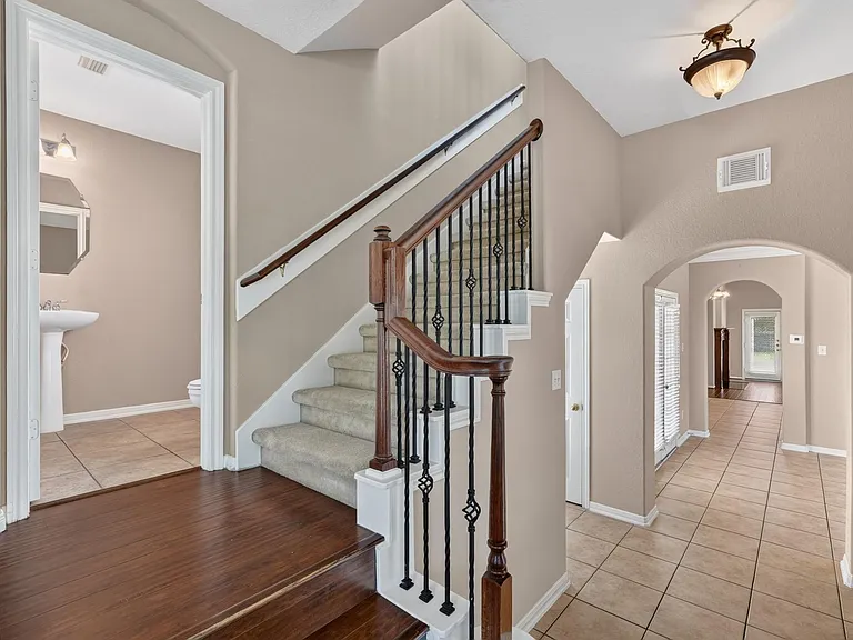 138 Zephyr Bend Pl — Photo 25