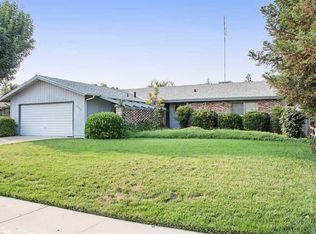 3004 W Evergreen Ave, Visalia, CA 93277