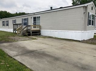 887 S Oak Brook Pl, Warsaw, IN 46580