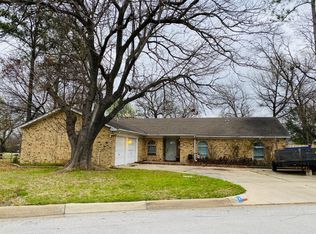 7301 Pebbleford Rd, Fort Worth, TX 76134
