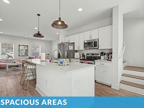 2nd image of 1821 W Mitchell St #2-704935