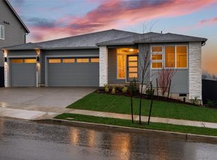 15985 Barlow Train Ln, Oregon City, OR 97045