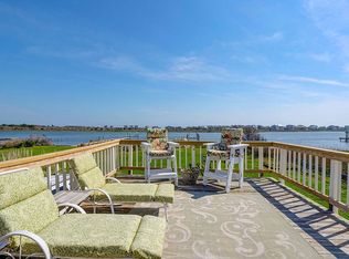 329 Waterway Dr, Sneads Ferry, NC 28460