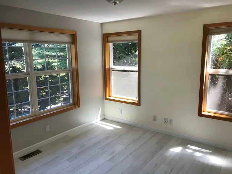 3882 Ashford Dr — Photo 39