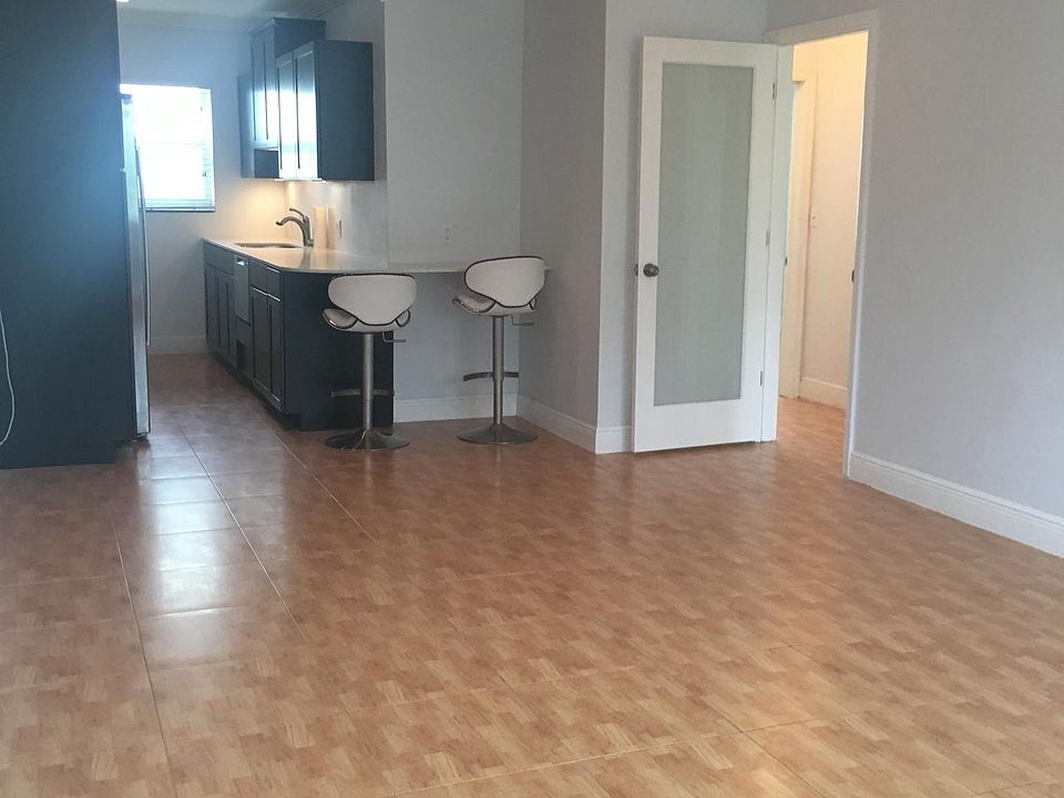 1st image of 10070 E Bay Harbor Dr #70D