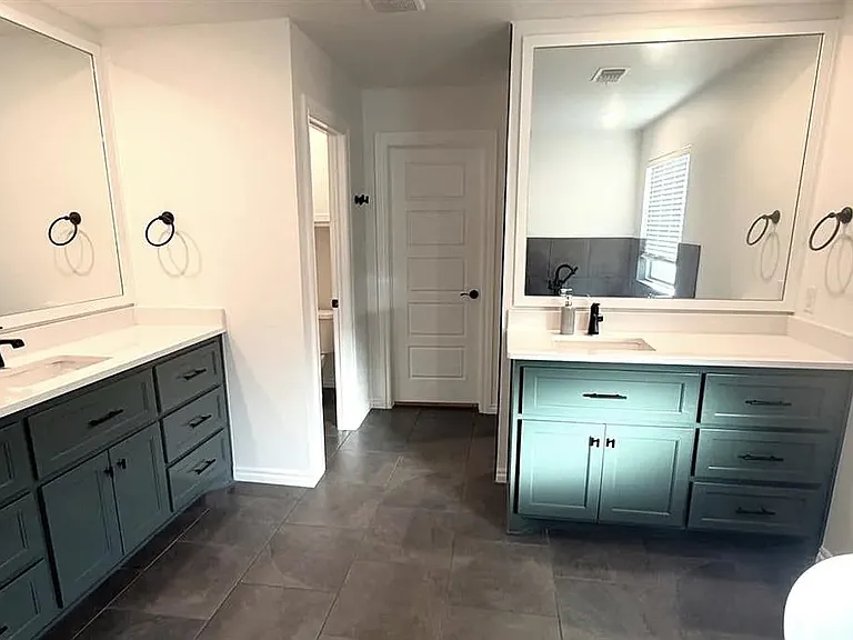 1727 Samuels Ct — Photo 16