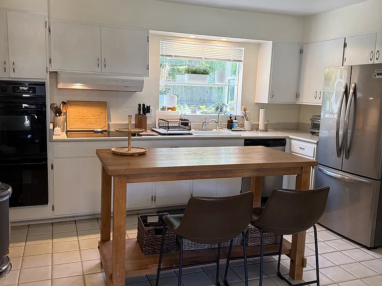37 Alameda Ave — Photo 10