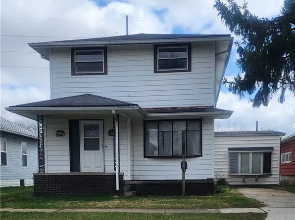 825 Park St, Findlay, OH 45840