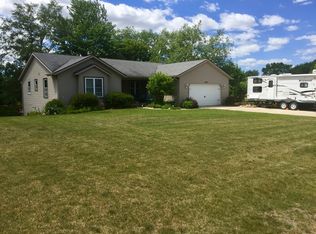4260 Redwood Ln, Dorr, MI 49323
