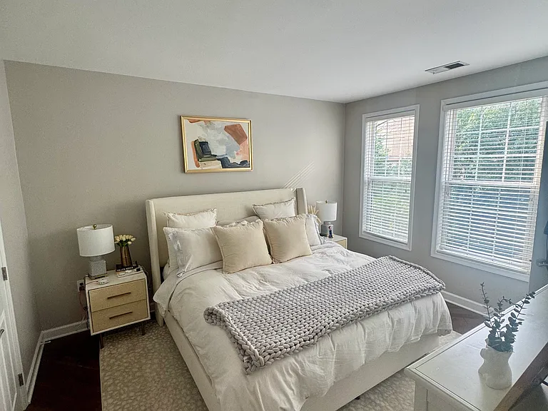 2310 14th St N #207 — Photo 4