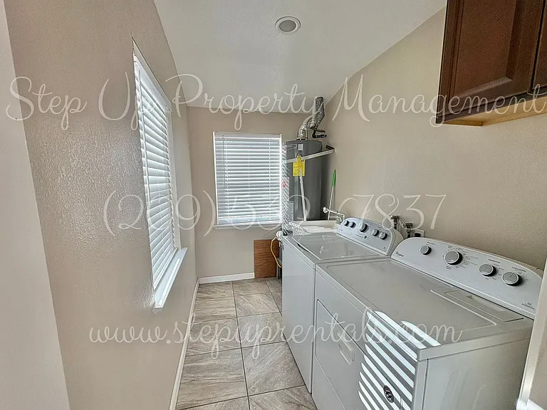 10313 Crackerbox Rd — Photo 16