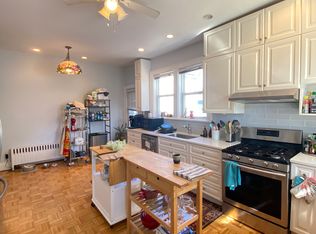 36 Davis Ave #1, Brookline, MA 02445