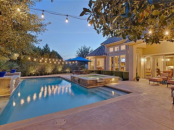 3rd image of 1309 Hawks Canyon Cir