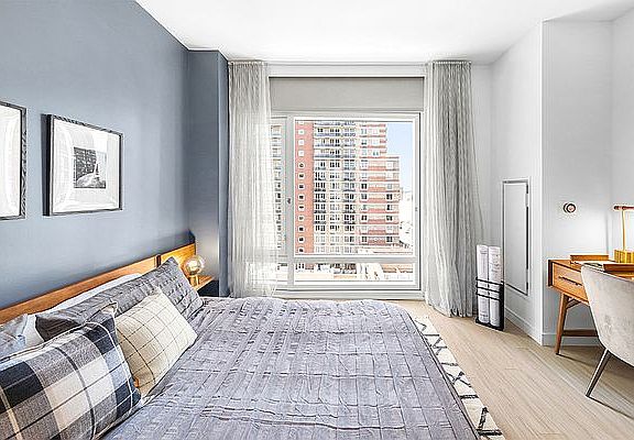 3rd image of 572 11th Ave APT 5E