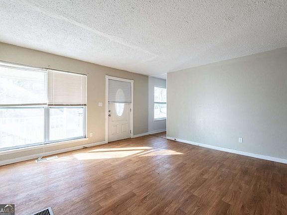 3rd image of 6623 King George Way