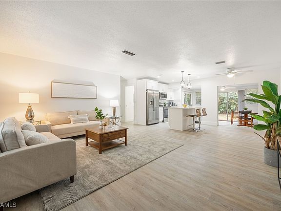 5th image of 5863 Millay Ct