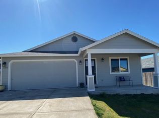 1105 E 11th St, Lafayette, OR 97127