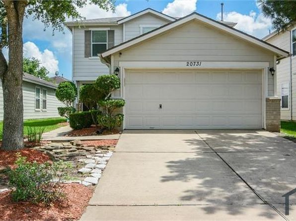 20731 Desert Shadows Ln