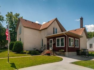 103 2nd St SW, New Prague, MN 56071