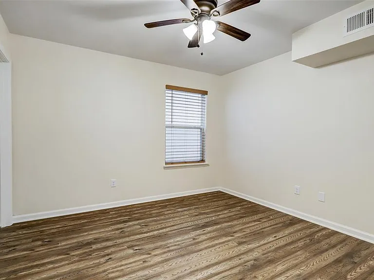 6212 Alderson St — Photo 5