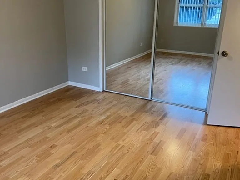 2349 59 W Jarvis 7335 #37 — Photo 10
