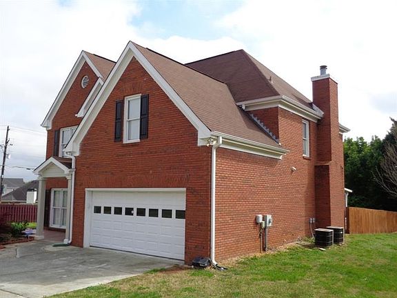 2nd image of 225 Cross Creek Dr