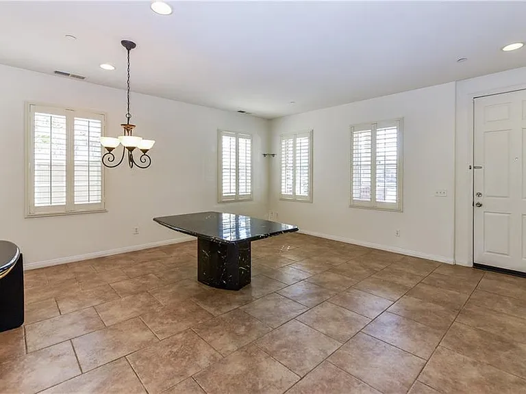4557 Brandi Ln — Photo 3
