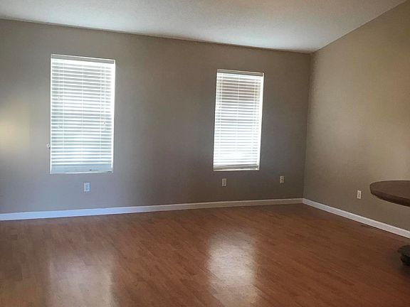4th image of 3423 NW Evangeline Trwy