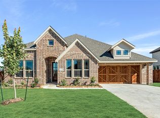 1229 Winona St, Desoto, TX 75115