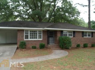 684 Hillcrest Dr, Jackson, GA 30233