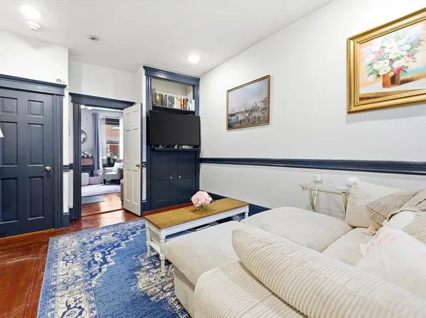 49 Revere St APT 3, Boston, MA 02114