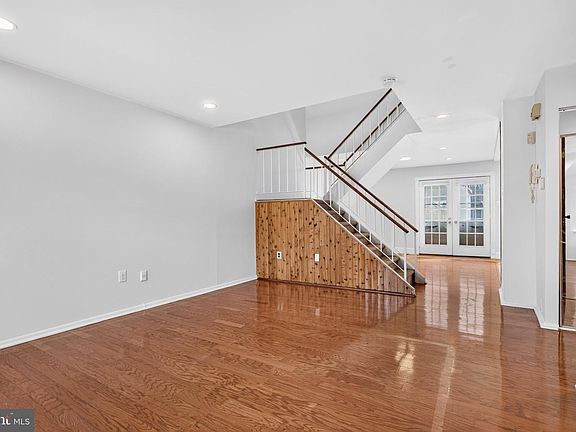 5th image of 8408 Lyons Pl